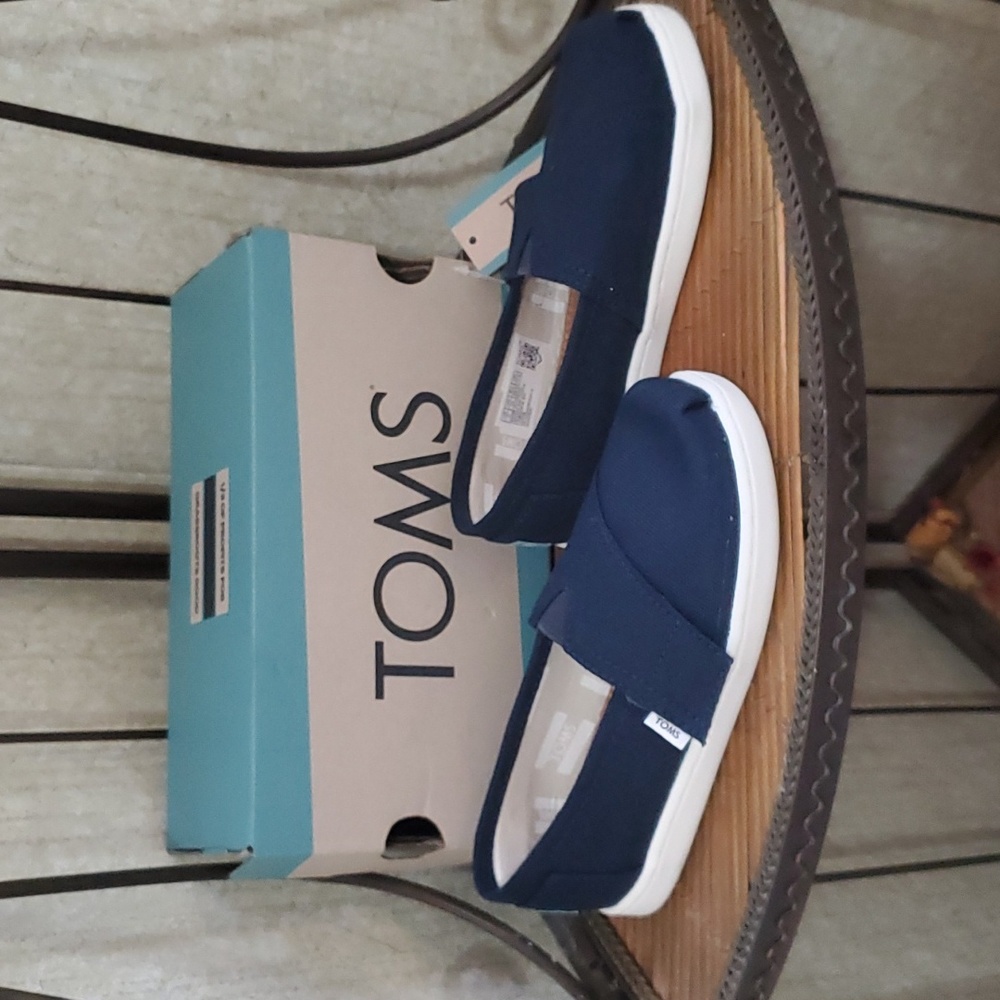 Kids Tom's Navy Canvas Shoes